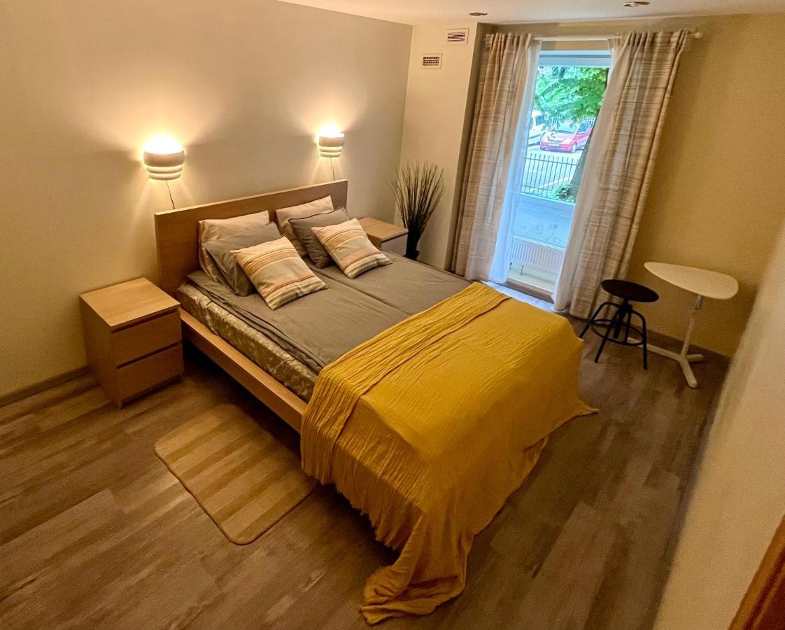 Cozy Vibes Like Home It Is Quiet Apartment With Three Bedrooms Riga Exterior foto